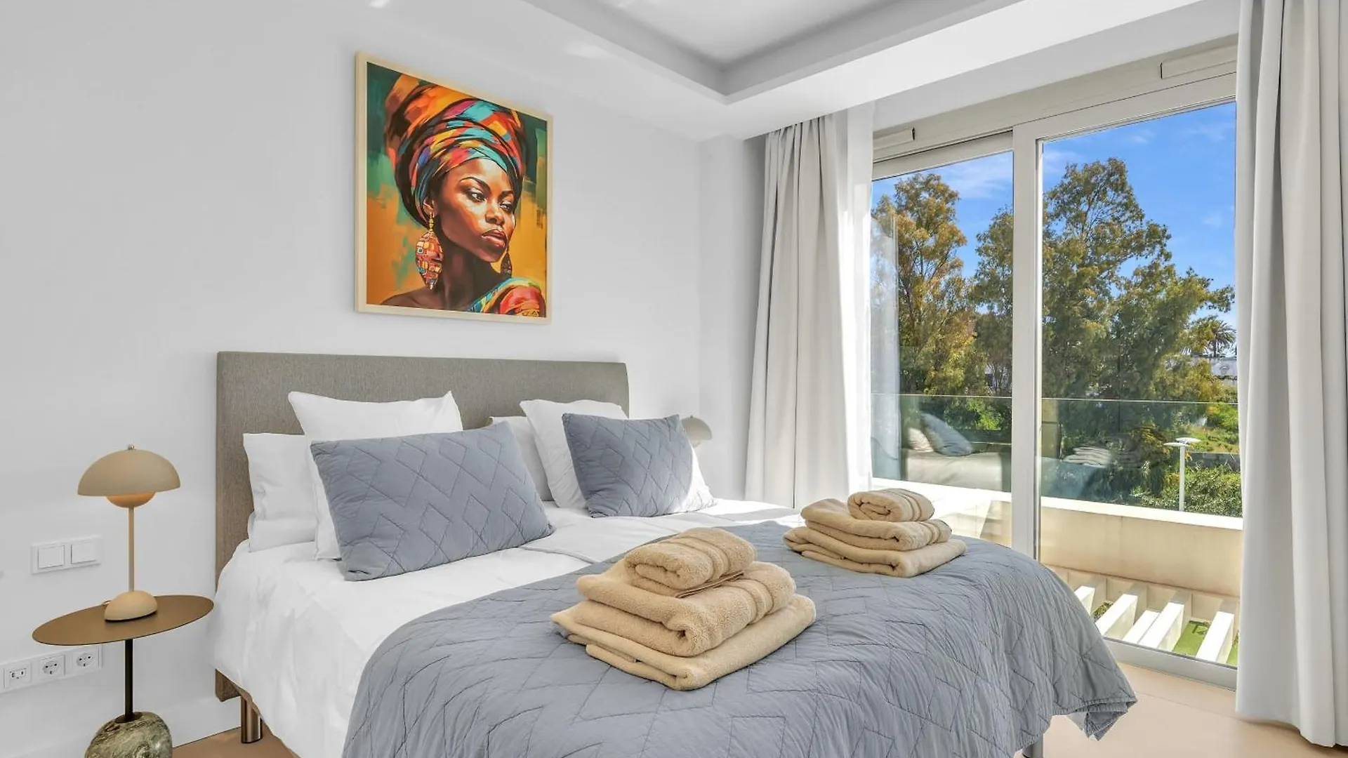Benalus II Luxury Apartment ماربيا